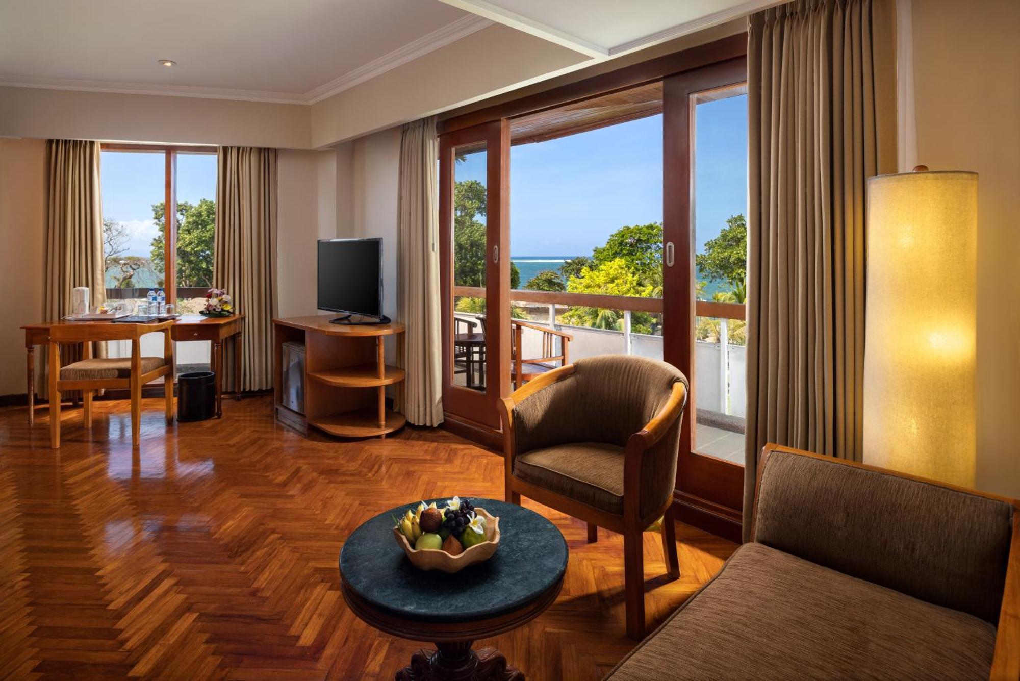براما سانور بيتش بالي المظهر الخارجي الصورة A suite at the hotel