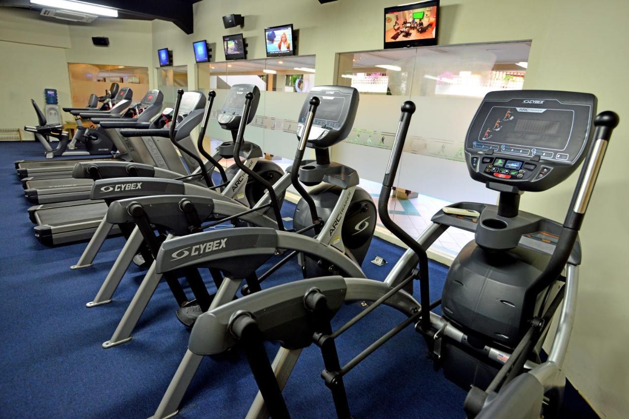 براما سانور بيتش بالي المظهر الخارجي الصورة CrossFit machines
